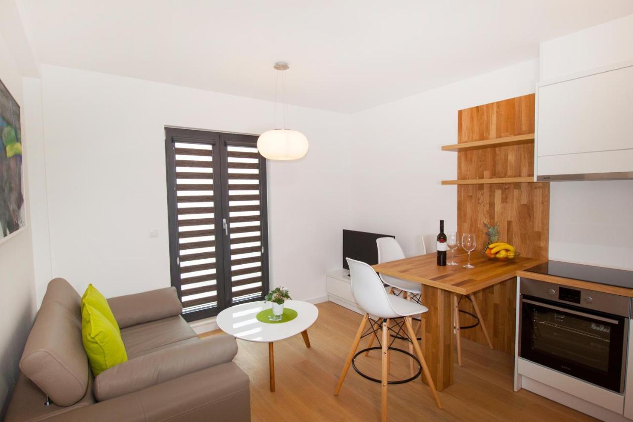 Apartments By The Sea Makarska - 19145 Exterior photo